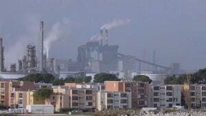 À <span class="caps">LA</span> TÉLÉ - Le scandale sanitaire de Fos-sur-Mer