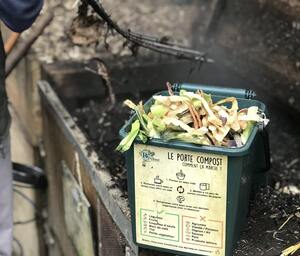 «<small class="fine d-inline"> </small>Chantier Tous au compost<small class="fine d-inline"> </small>!<small class="fine d-inline"> </small>» à Paris