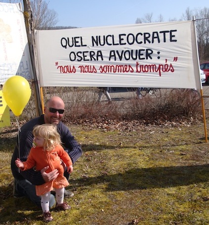 A Fessenheim et sur le Rhin, une manifestation pour que Fukushima n'ait plus jamais lieu