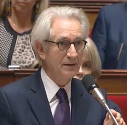 Loi sur la transition : «<small class="fine d-inline"> </small>Inacceptable<small class="fine d-inline"> </small>!<small class="fine d-inline"> </small>», s'insurge Chanteguet