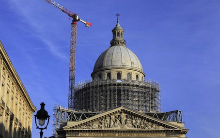 Le Panthéon échappe à la publicité