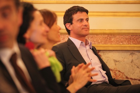 Manuel Valls, premier ministre, adoubé par le groupe Bilderberg