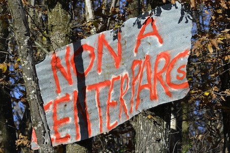 Les grands projets inutiles, signes d'une démocratie malade