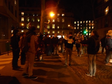 A Paris, une manifestation devant la <span class="caps">FNSEA</span> en soutien à la Zad du Testet