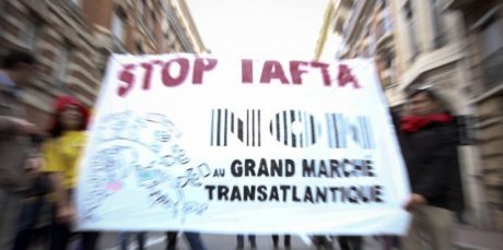 <span class="caps">CHRONIQUE</span> - Malheur à vous, qui vous prétendez socialistes, et acceptez le démantèlement des normes sociales et environnementales