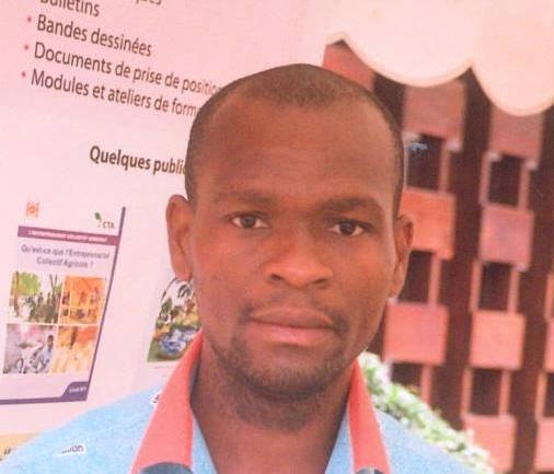 Pourquoi faut-il se mobiliser contre les <span class="caps">OGM</span> en Afrique de l'Ouest<small class="fine d-inline"> </small>? 