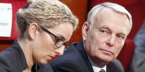 Le choix du premier ministre Ayrault : fort avec les faibles, faible avec les forts