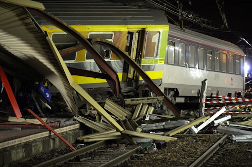 L'accident de Brétigny le confirme : il faut rénover le réseau ferroviaire plutôt que de construire de nouvelles <span class="caps">LGV</span>