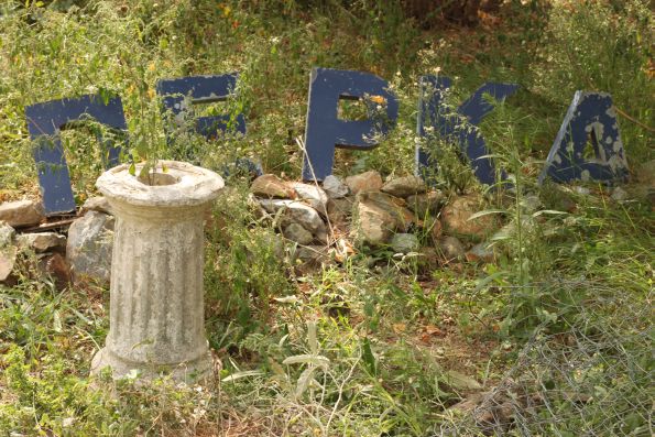 En Grèce, on transforme un camp militaire en potager collectif