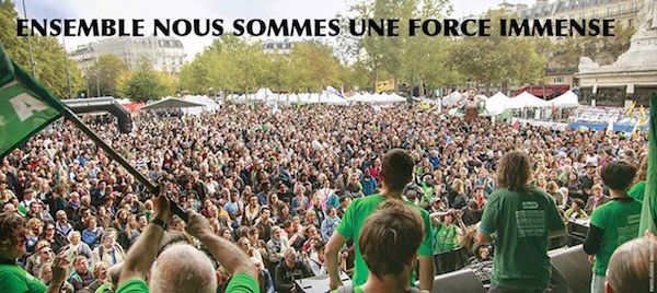 Les lobbyistes fêtent leur victoire à la <span class="caps">COP</span> 21 et offrent le champagne (à Bordeaux)<small class="fine d-inline"> </small>! 