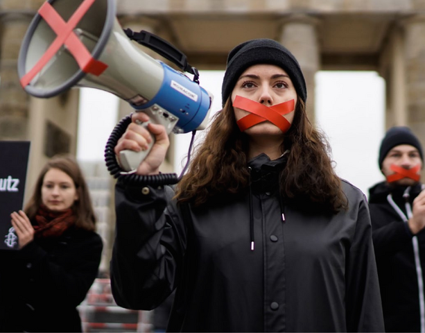 Partout dans le monde, la répression contre les <span class="caps">ONG</span> s'accentue, observe Amnesty International