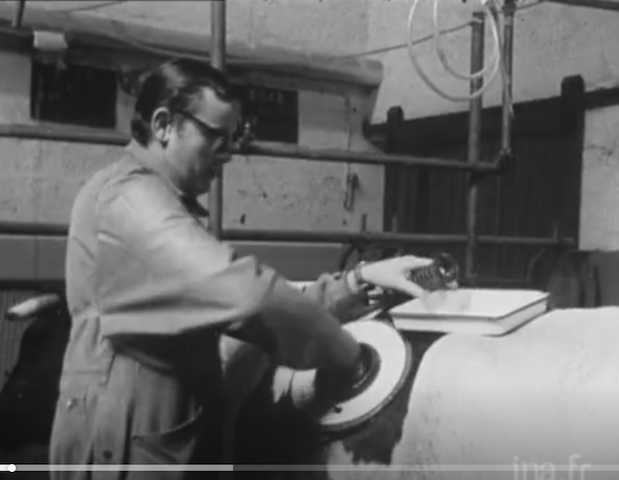  «<small class="fine d-inline"> </small>Vaches à hublot<small class="fine d-inline"> </small>» : en 1970... et toujours en 2019<small class="fine d-inline"> </small>!