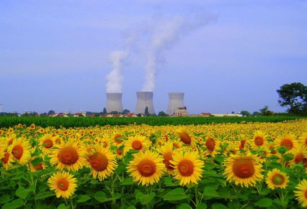 La loi de transition énergétique : croissance, croissance, croissance, et nucléaire...