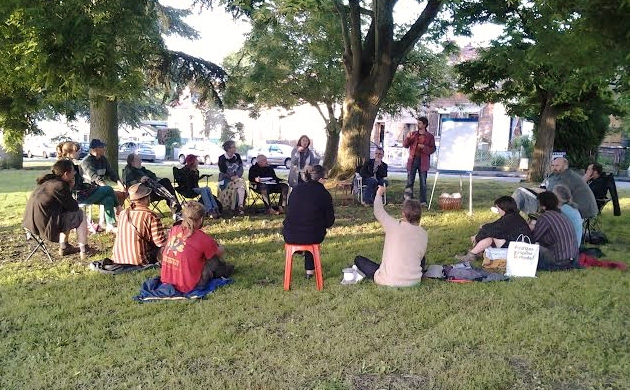 A Saint-Gobain, l'anarchique assemblée réunit les villageois «<small class="fine d-inline"> </small>pour vivre bien<small class="fine d-inline"> </small>»