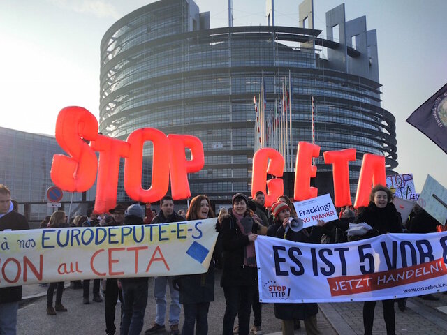 Le <span class="caps">CETA</span> n'est pas constitutionnel, assurent des juristes