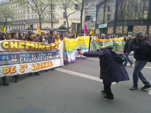 À Paris, une manifestation bouillonnante de colère