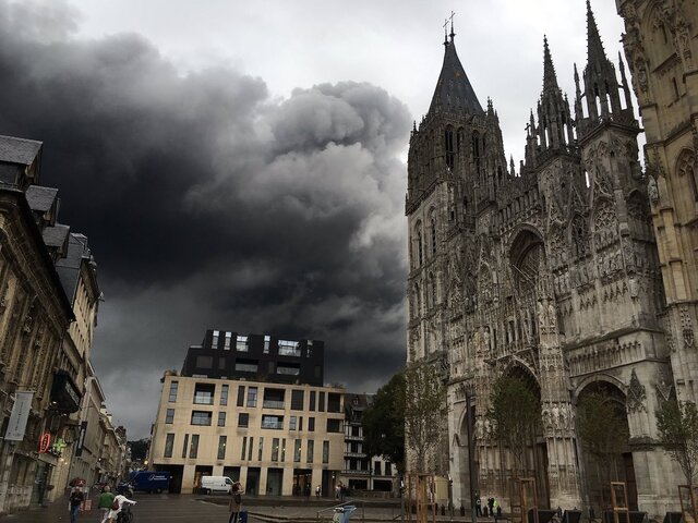 Incendie de l'usine Lubrizol à Rouen : le point sur la situation