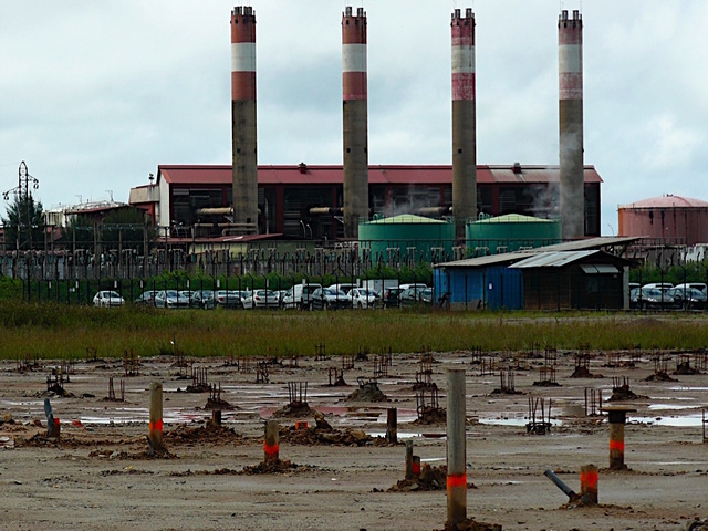 <span class="caps">EDF</span> veut construire une centrale à fioul en Guyane