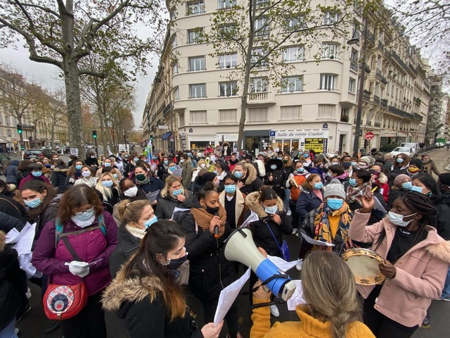 Les professionnels de la petite enfance mobilisés contre la loi Asap