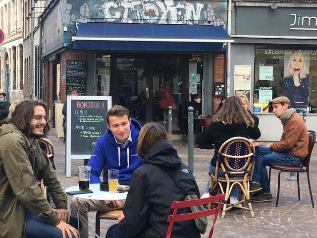 Bars, cafés et restos, des lieux essentiels de rencontre et de convivialité