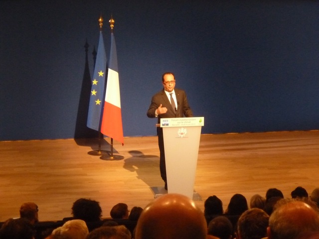 Pour François Hollande, le succès de la <span class="caps">COP</span> 21 dépend de l'accord sur les financements