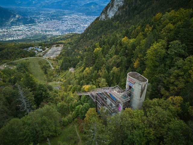 100 ans de <span class="caps">JO</span> dans les Alpes, et un héritage controversé
