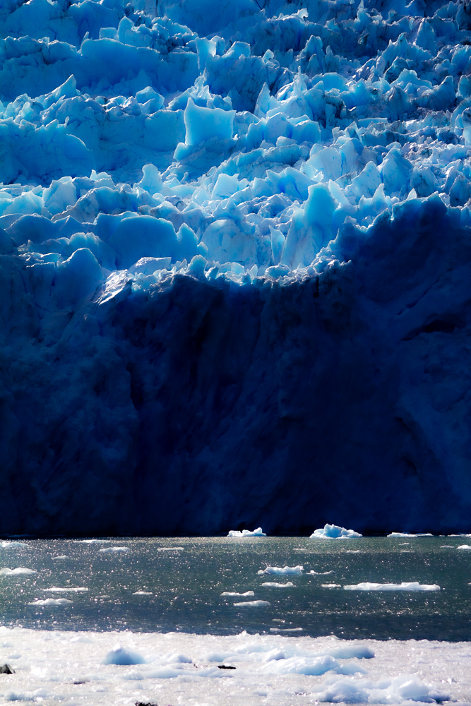 «<small class="fine d-inline"> </small>Glaciers, éloge des hautes lumières dans un monde qui craque<small class="fine d-inline"> </small>», exposition à Paris