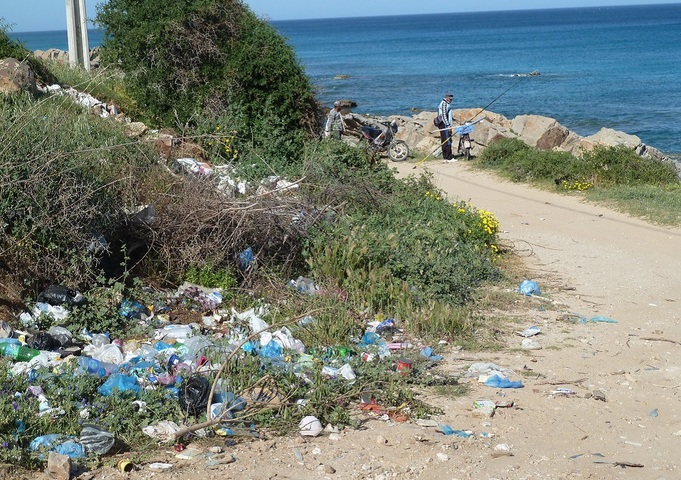 En Tunisie, les déchets font tache dans la transition démocratique