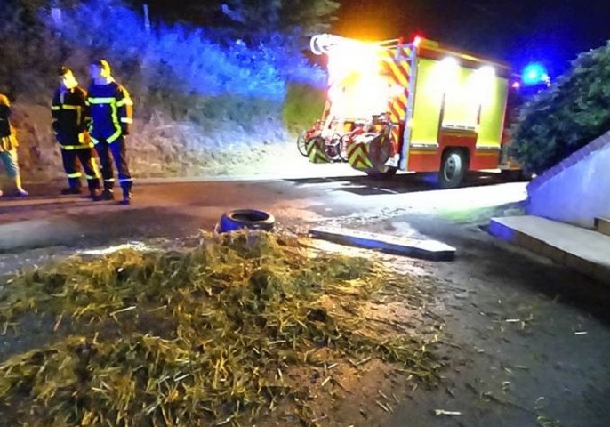 Des partisans d'une ferme-usine menacent par le feu l'association écologiste