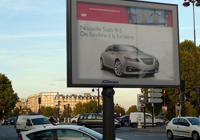 Ségolène Royal est en passe de céder au lobby publicitaire