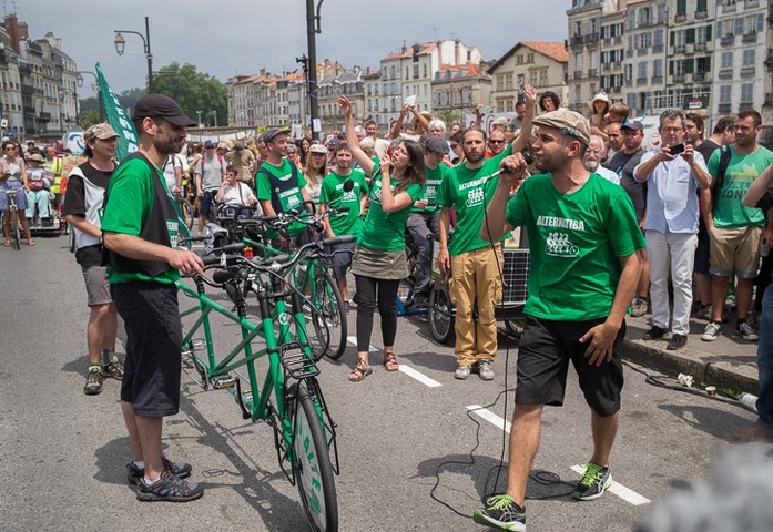Le Tour d'Alternatiba a pris son départ 