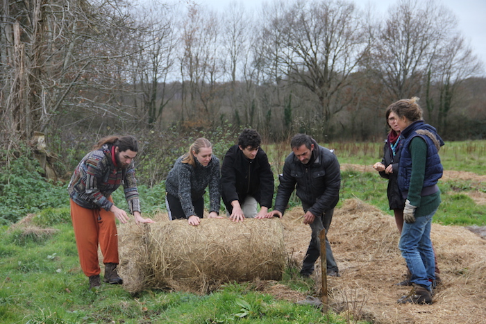 «<small class="fine d-inline"> </small>Le gouvernement est animé par une idéologie individualiste et capitaliste. La Zad prône une philosophie de coopération<small class="fine d-inline"> </small>»