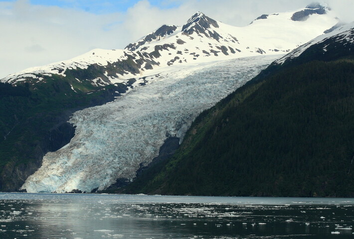 La fonte des glaces augmente le risque de tsunamis en Alaska