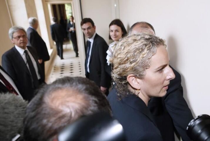 Bové : Delphine Batho pointe «<small class="fine d-inline"> </small>une menace grave pour la démocratie<small class="fine d-inline"> </small>»