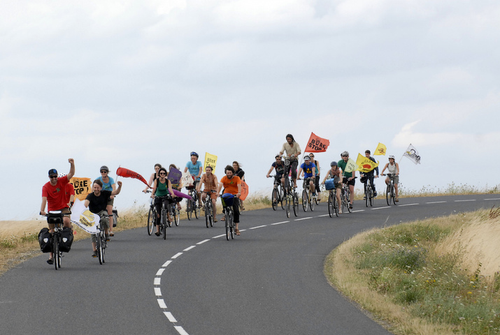 L'AlterTour de France carbure à l'enthousiasme et à l'alternative