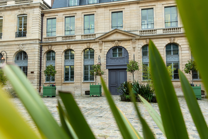 Les fonctionnaires créent un «<small class="fine d-inline"> </small>comité de défense du ministère de l'Écologie<small class="fine d-inline"> </small>»