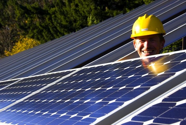L'incroyable histoire de la loi sur la transition énergétique, que vous raconte une frise exclusive
