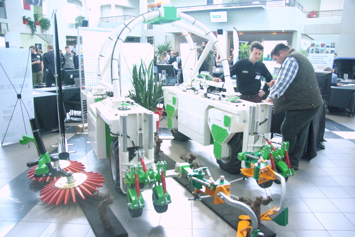 Nous ne voulons pas que les robots remplacent les paysans 