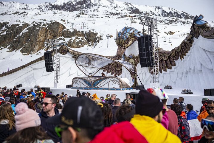 Deux associations écologistes portent plainte contre le festival Tomorrow Land Winter
