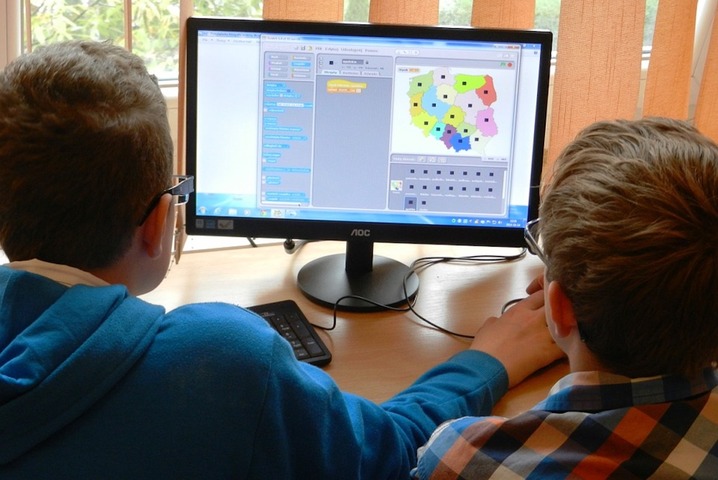 Pendant le confinement, l'école en ligne n'est pas la panacée
