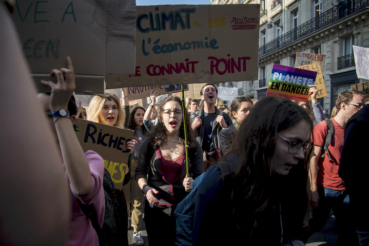 5<sup class="typo_exposants">e</sup> leçon des jeunes au gouvernement : sortons du capitalisme