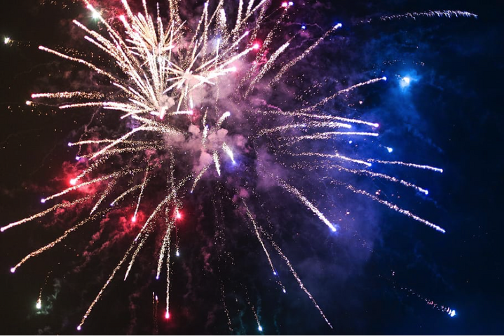 Les feux d'artifice ont généré une pollution aux particules fines dans plusieurs régions