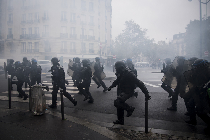 Un rapport fustige la stratégie du maintien de l'ordre lors du premier anniversaire des Gilets jaunes