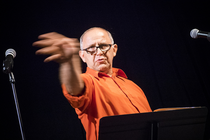 Pour Franc Bardòu, poète occitan, «<small class="fine d-inline"> </small>quand une langue meurt, un écosystème disparaît<small class="fine d-inline"> </small>»