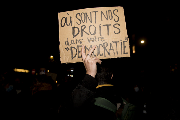 Manifestons pour défendre les libertés publiques