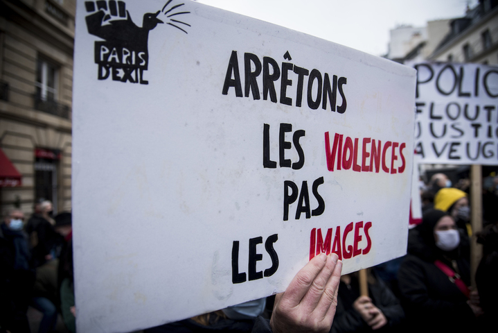 Outils de contrôle des populations, polices privées… les enjeux de la loi Sécurité globale
