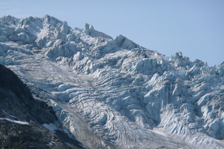 Au Groenland, la vague de chaleur fait fondre la calotte glaciaire à vue d'œil