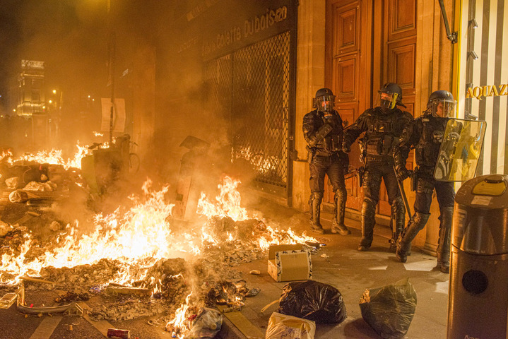 La monarchie présidentielle doit tomber