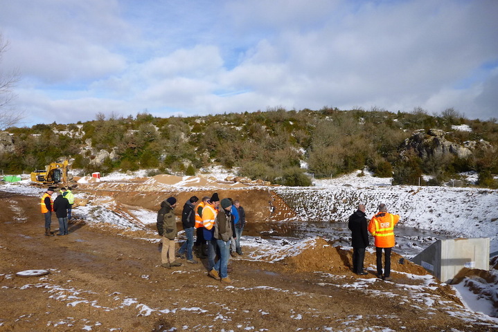 Sur le Larzac, l'autoroute pollue les eaux