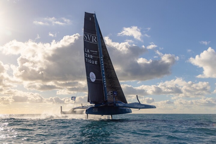 Trophée Jules Verne : un navigateur abandonne après avoir heurté un objet ou un animal